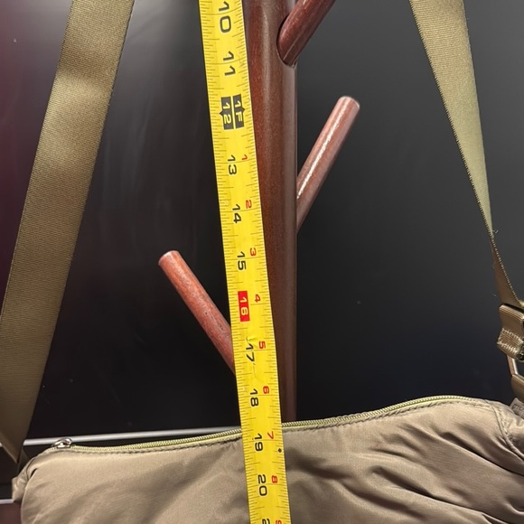 NWT Wild Fable Olive Green Quilted Shoulder Bag - Picture 4 of 6